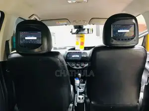 Toyota Vitz Seat Set