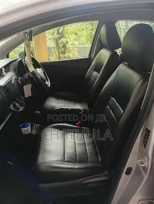 Toyota Vitz Seat Set