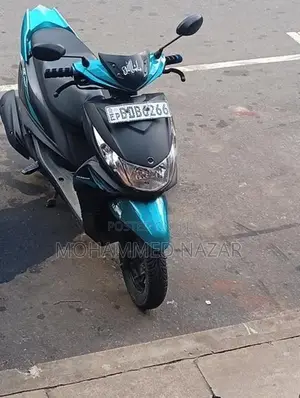 Yamaha Ray 2015