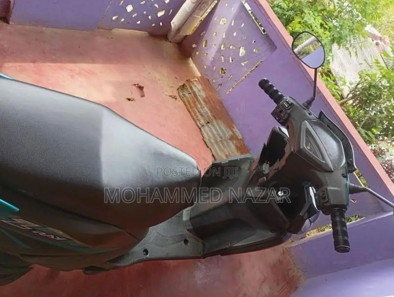 Yamaha Ray 2015