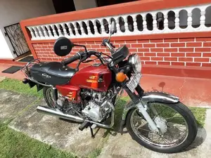 Bajaj Boxer 2004