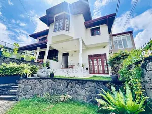 Home with Separate Annex – Thalawathugoda