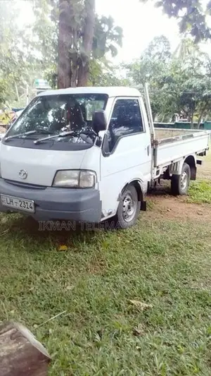 Mazda Bongo 2005