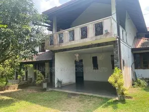 Luxury 5-Bedroom Mansion with 110 Perches for Sale in Malabe