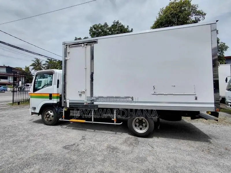 Isuzu Elf MANUAL 14.5FT UNREG 2018
