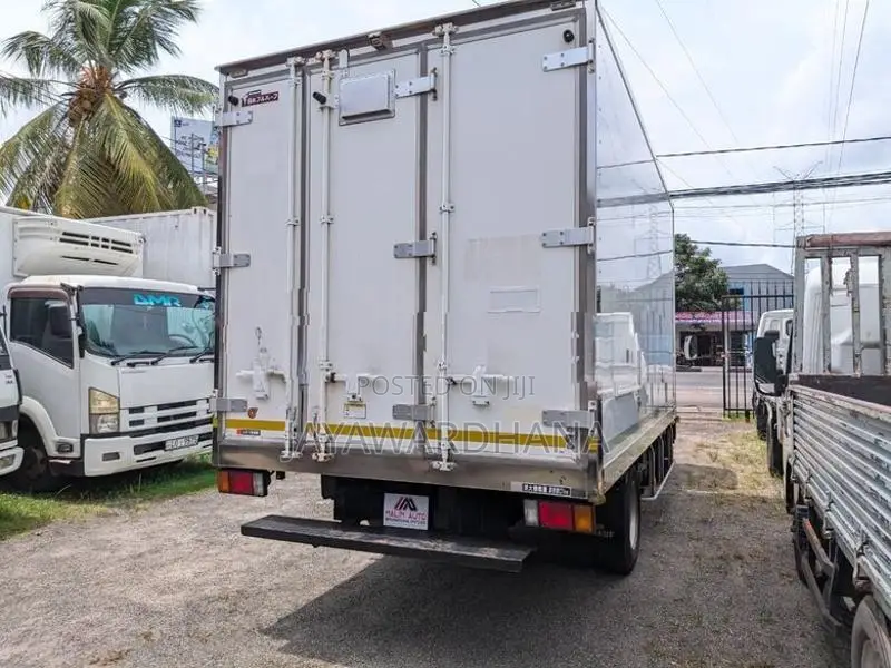 Isuzu Elf MANUAL 14.5FT UNREG 2018