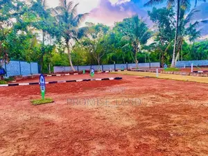 ගාලු පාර අසල වාද්දුවෙන් ඉඩම් M21