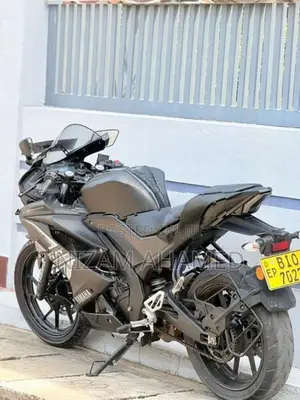 Yamaha R15 EFI 2020