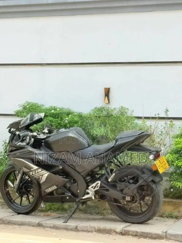 Yamaha R15 EFI 2020