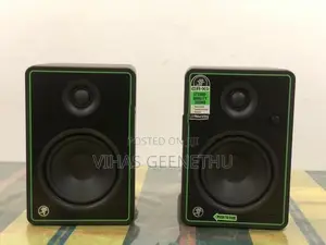 Mackie CR5 - XBT Studio monitors