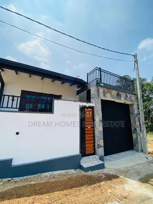 Brand-New Single-Story Family Home Athurugiriya
