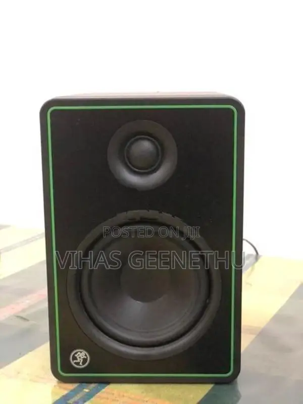 Mackie CR5 - XBT Studio monitors