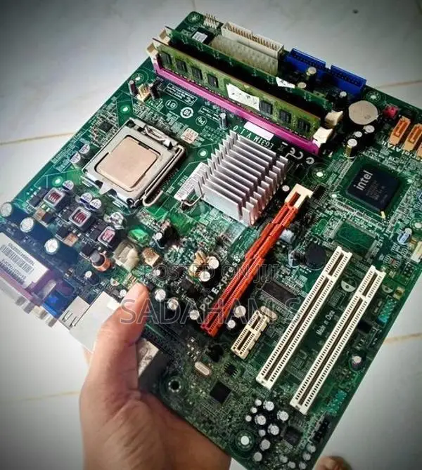 Core 2 Duo Motherboard Combo with 4GB RAM