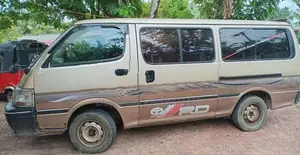 Toyota Dolphin 1991