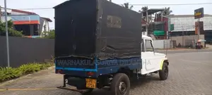 Mahindra Bolero maxi truck 2011