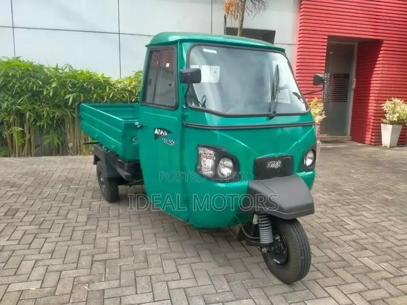 Mahindra Alfa Load Career 2026