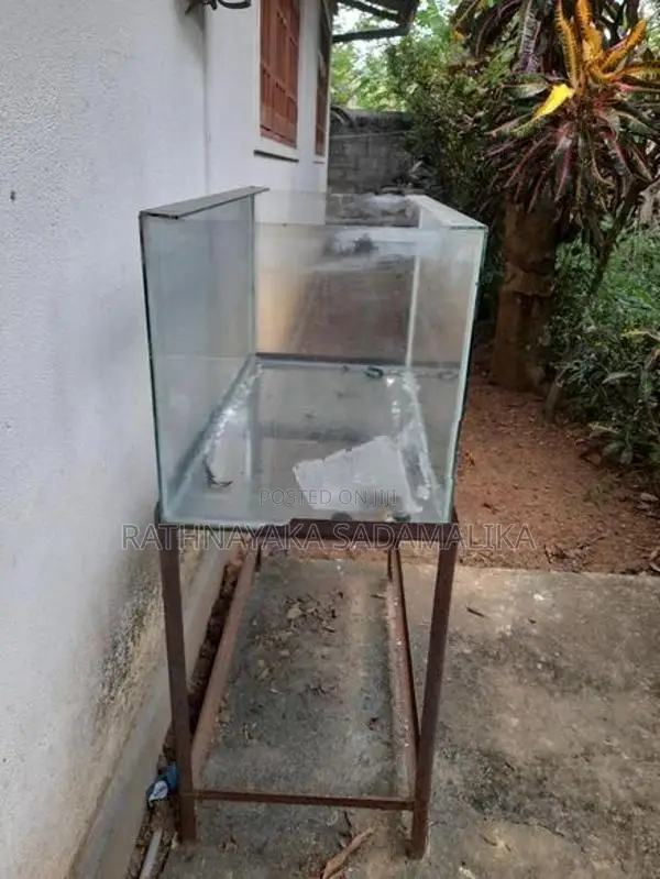 Fish TANK With Stand 3×18×18