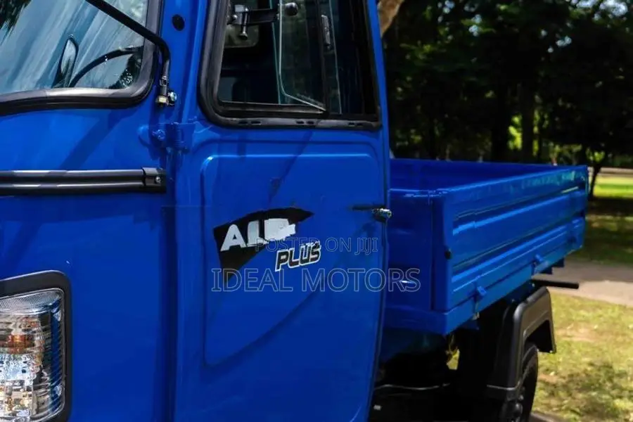Mahindra Alfa Load Career 2026