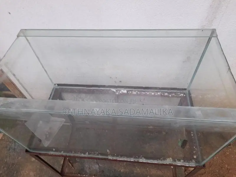 Fish TANK With Stand 3×18×18