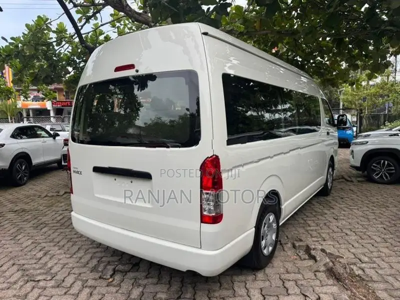 Toyota Hiace KDH 223 2026
