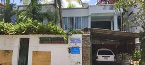 Modern Luxury 5-Bedroom House Rental for Sale in Ratmalana