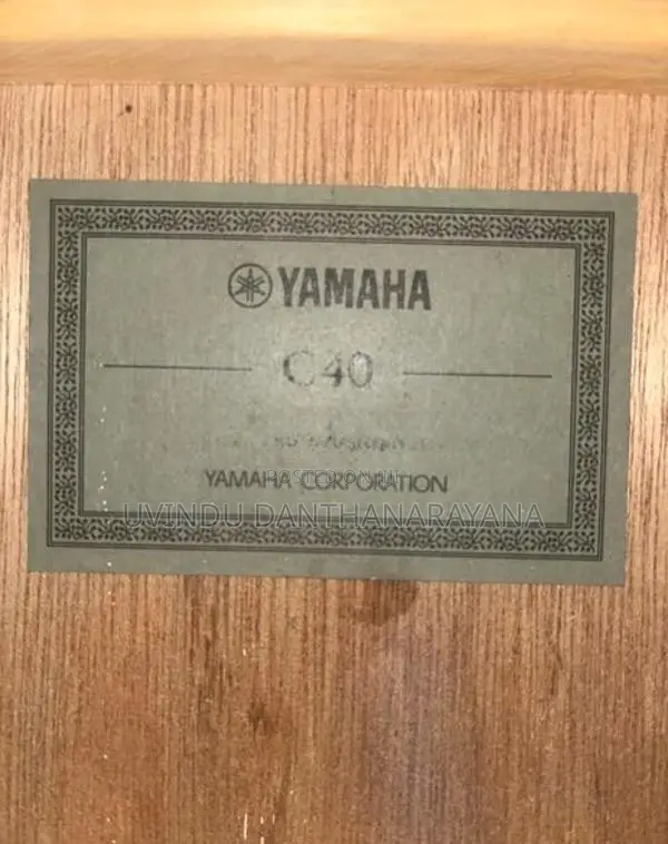 Yamaha C40 Guitar