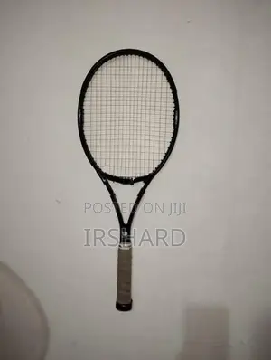 Dennis Racket