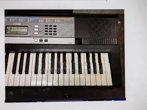 Yamaha YPT - 240 Keyboard ( Japan)