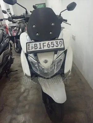 Suzuki Burgman 2020