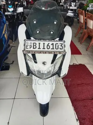 Suzuki Burgman 2020