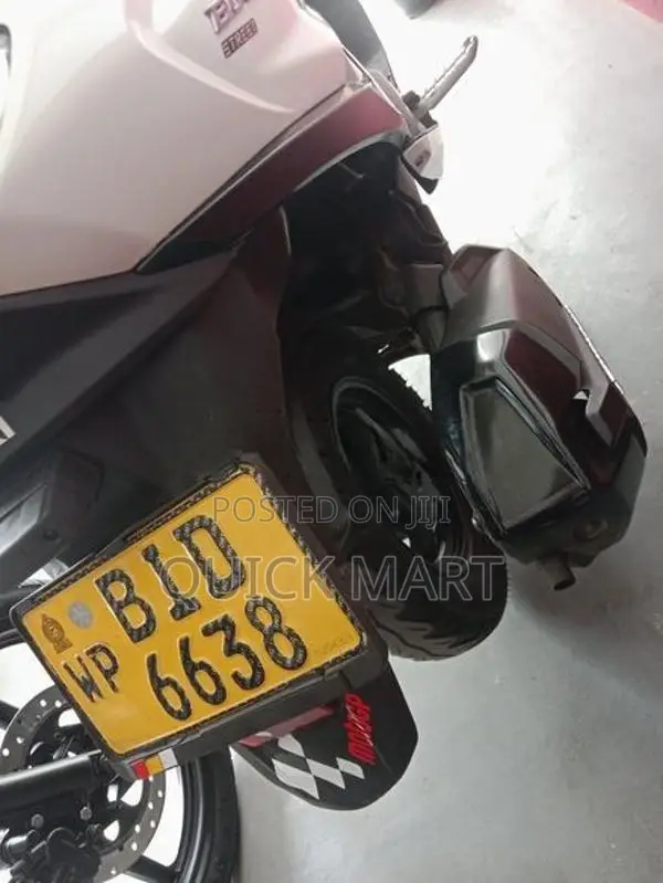 Suzuki Burgman 2020