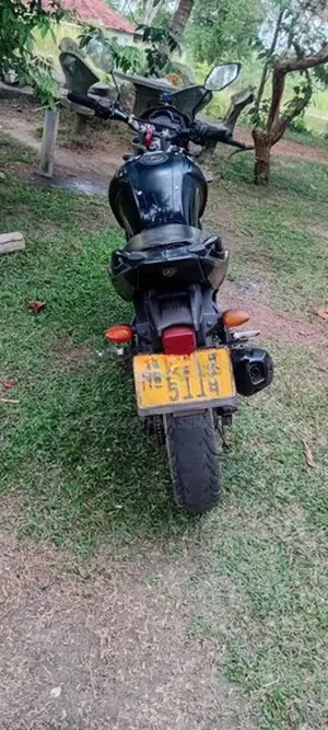 Yamaha FZ 2012