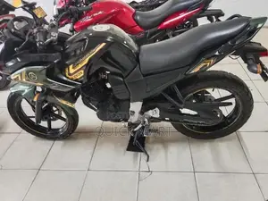 Yamaha Fazer 2012