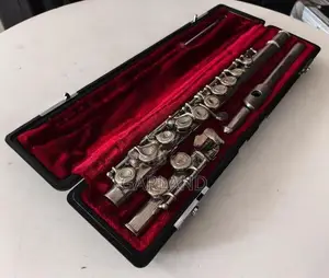 YAMAHA YFL-211 Concert Flute-Japan