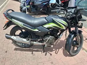 TVS Metro 2016