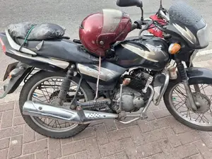 TVS Victor 2006