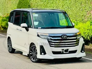 Toyota Roomy Custom GT Turbo 2026