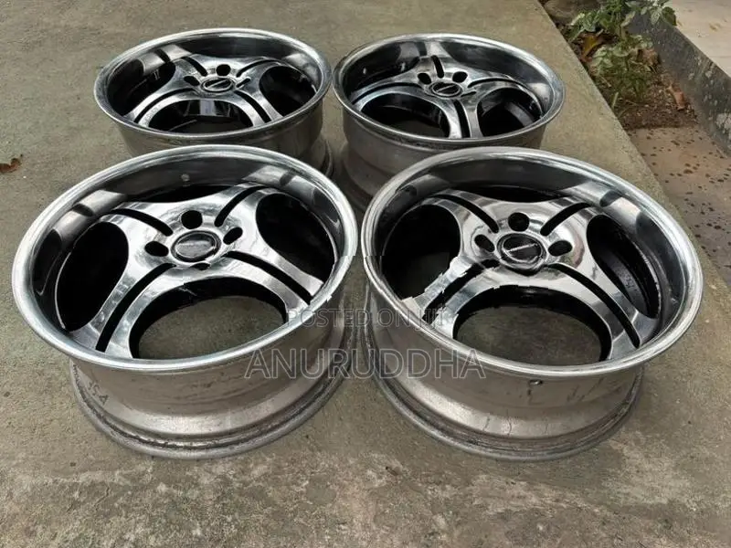 16” Alloy Wheels