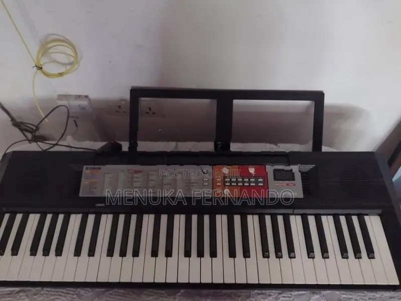Yamaha PSR F50