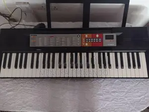 Yamaha PSR F50