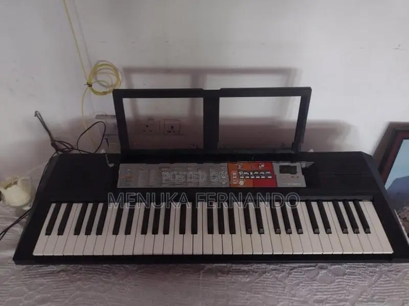 Yamaha PSR F50