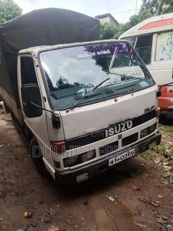 Isuzu 250 Japan 1981