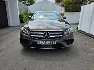 Mercedes Benz E350 Premium 2017