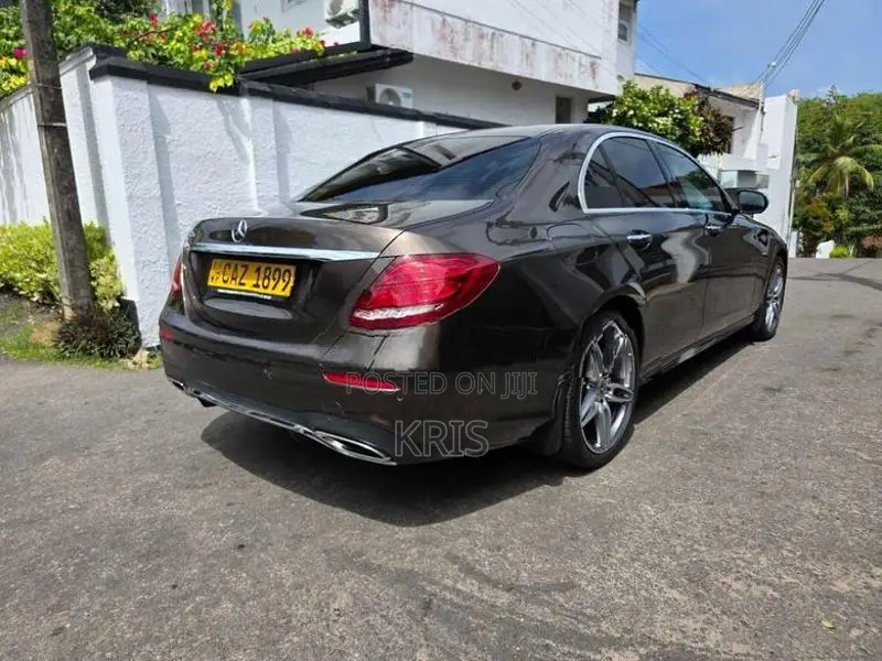 Mercedes Benz E350 Premium 2017