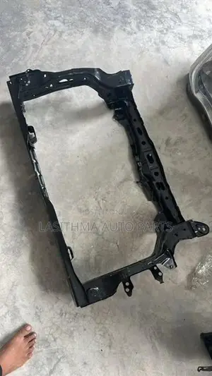 Grace Nose Cut Panel