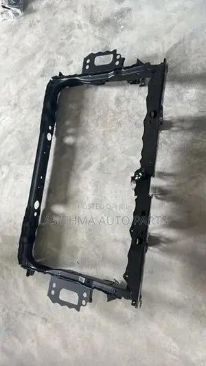 Prius 30 Nose Cut Panel