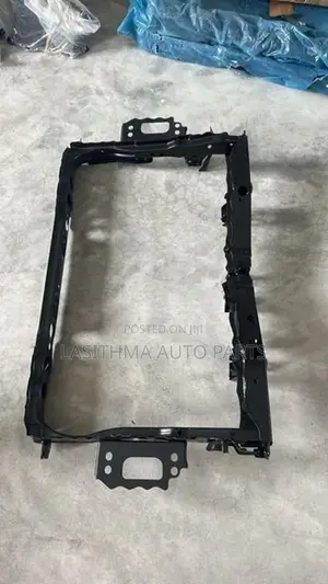Prius 30 Nose Cut Panel