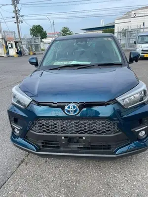Toyota Raize Hybrid Z 2024