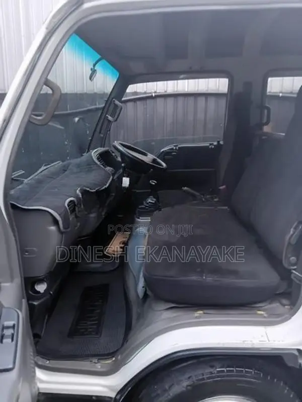 Isuzu Crew Cab 2001