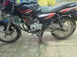 Bajaj Discover 125 2017